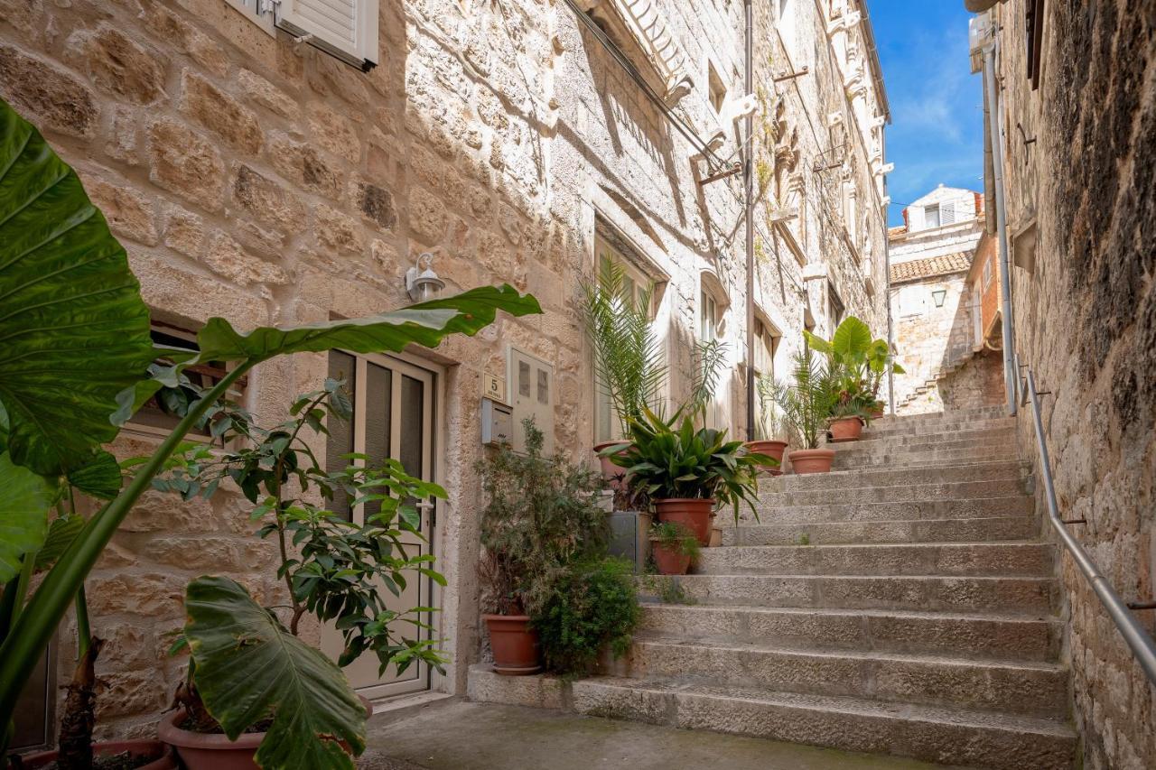 Harbourside Guesthouse Mandina - Zf Hvar Đảo Hvar Ngoại thất bức ảnh
